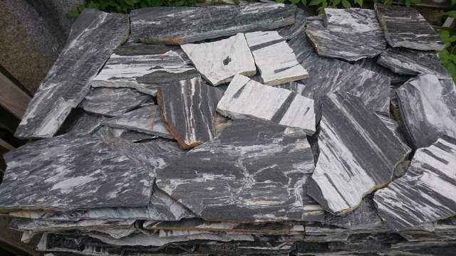 zdjęcie produktu: KN 22 Kamień gnejs czarno biały
