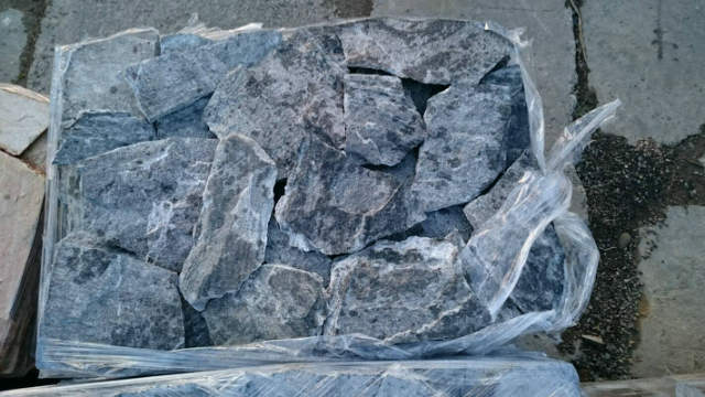 Kamień gnejs siwy